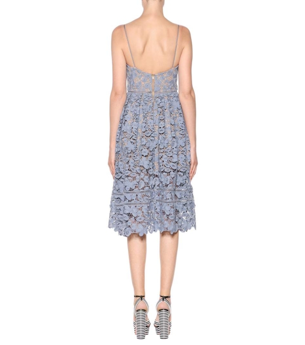 Lace dress with bustier lilac