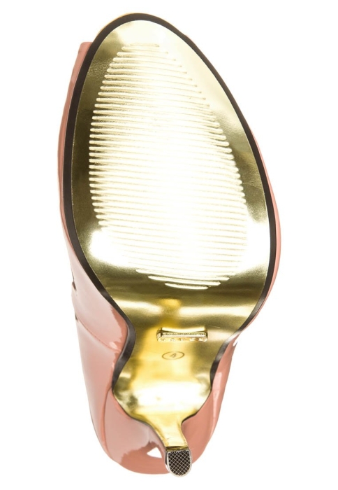 Shoesacholic